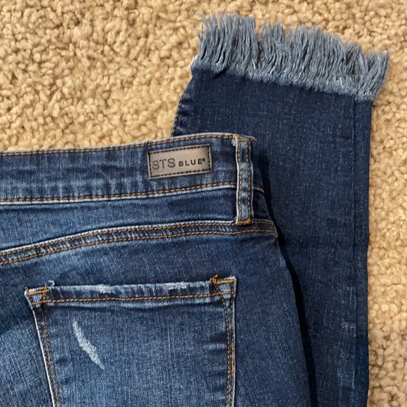 STS Blue “Emma” skinny cropped jeans w/ raw fringe hem 31 - Picture 7 of 7